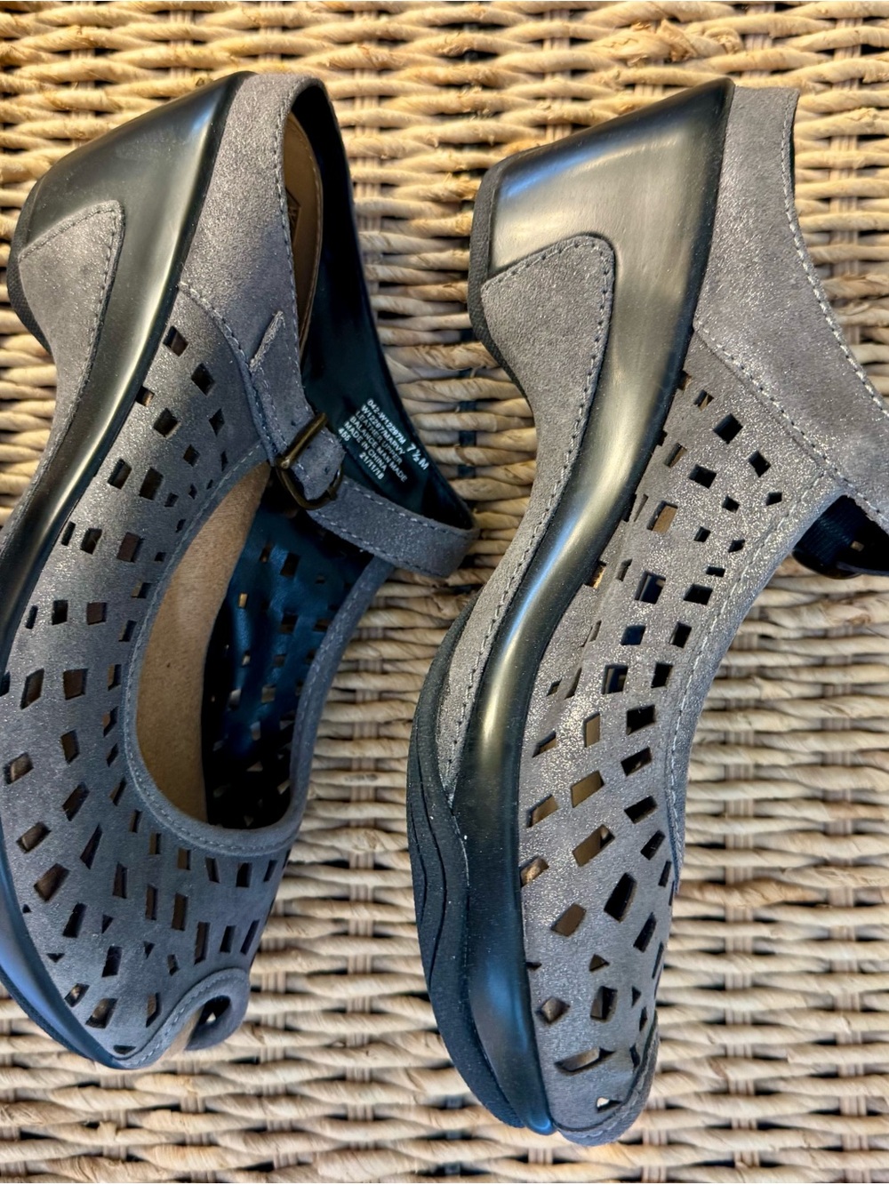 NEW White Mountain Gray Perforated comfort Mule Wedge Mary Jane Shoes